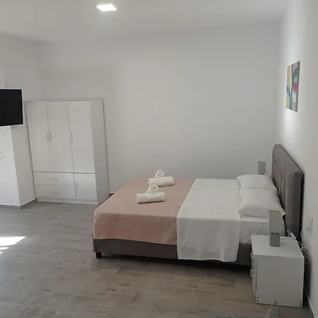 Oksana House